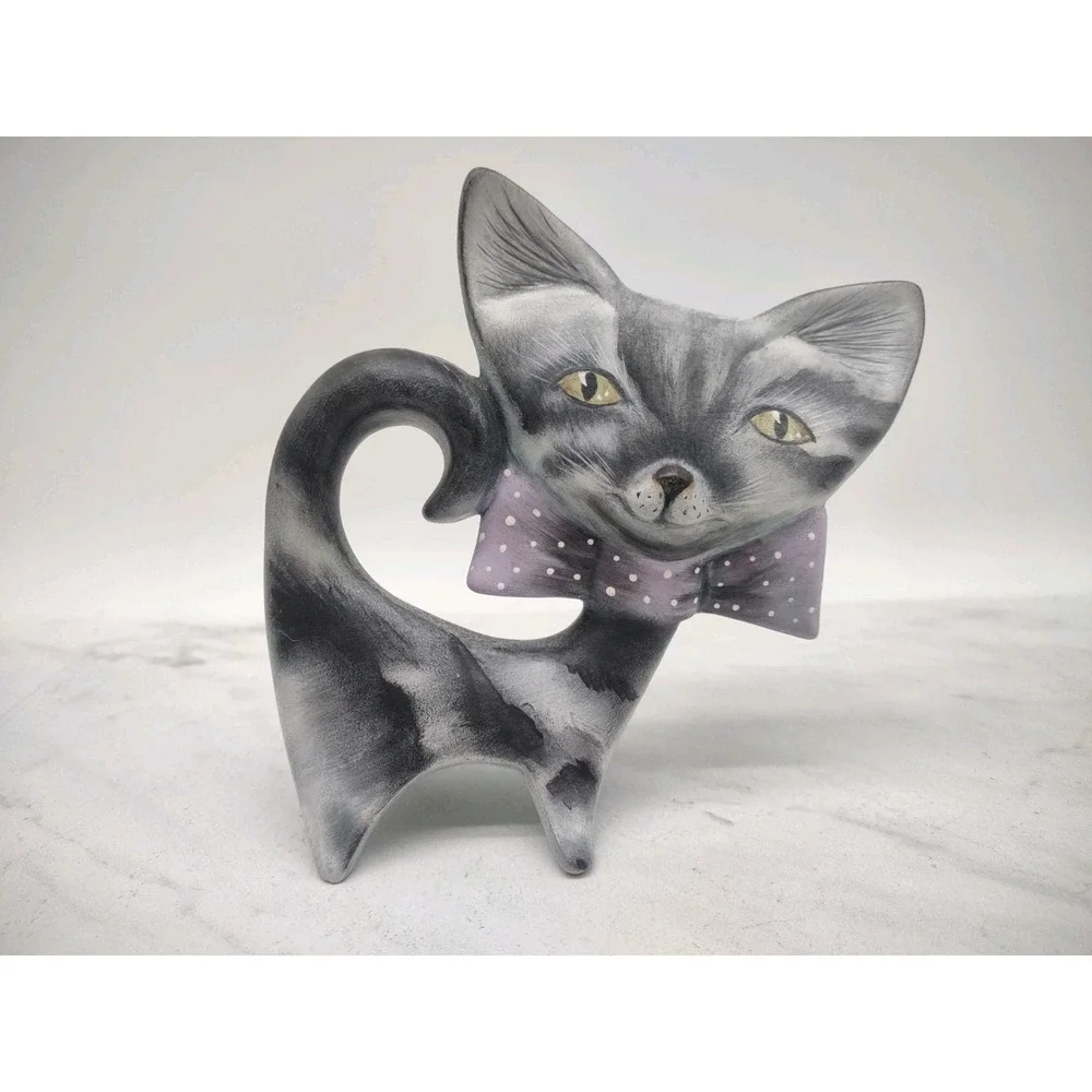 Vtg Hobbyist Ceramic Striped Gray Cat Kitten Bow Tie Figurine Hand Painted 5